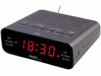 auvisio Uhrenradio:
auvisio UKW-Radiowecker mit 2 Weckzeiten und LED-Anzeige, Schlummer-Funktion