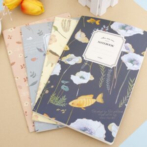 4 PCS G12G108 Kawaii Süße Naturblumen Vögel Tier Notizbuch Malerei Tagebuch Buch Journal Rekord Büro Schulbedarf, zufällige Farblieferung