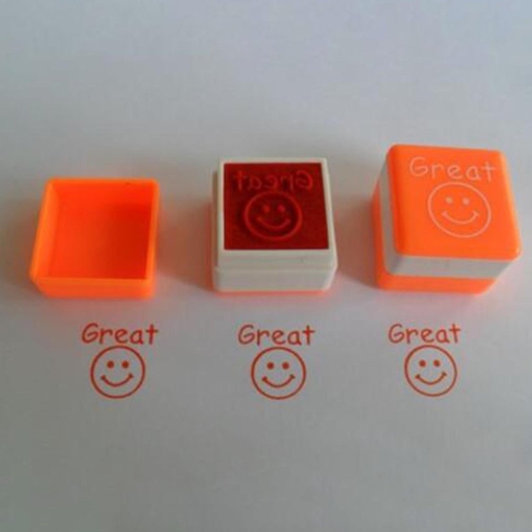 24 PCS / Box Lehrerkommentare Cartoon Plastic Square Stamps Buntes Muster Kinderspielzeugstempel – Bild 7